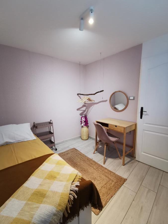 Apartman Tea Novi Sad Buitenkant foto