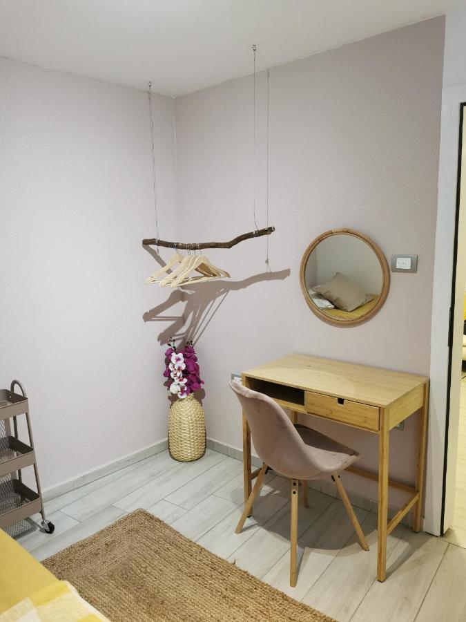 Apartman Tea Novi Sad Buitenkant foto